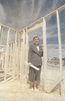 Close up - Newspaper article - 1994 - Erin Weidner (Egan)